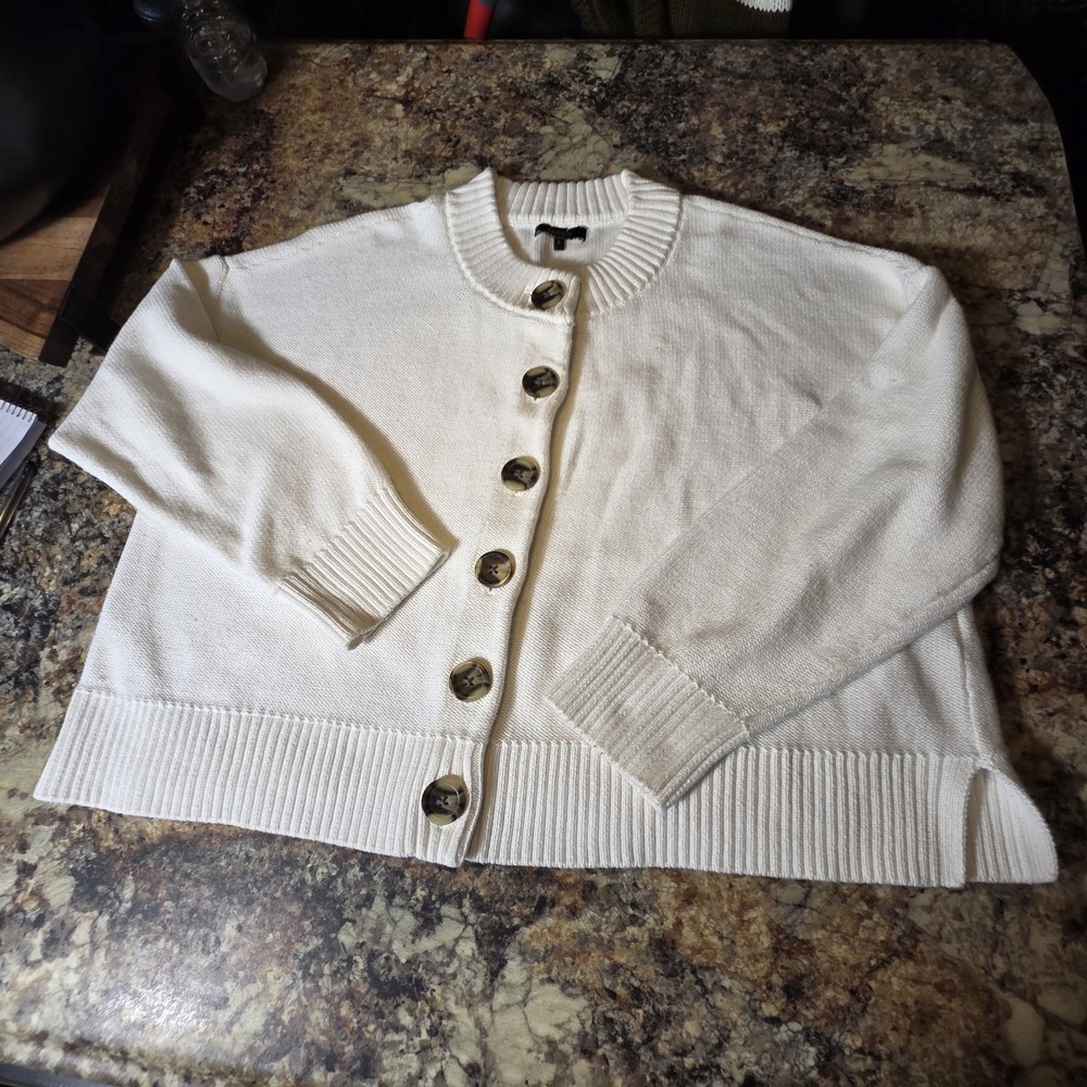 Quince Large White Button Down Sweater, Luxury, Preppy, Casual, Coastal
